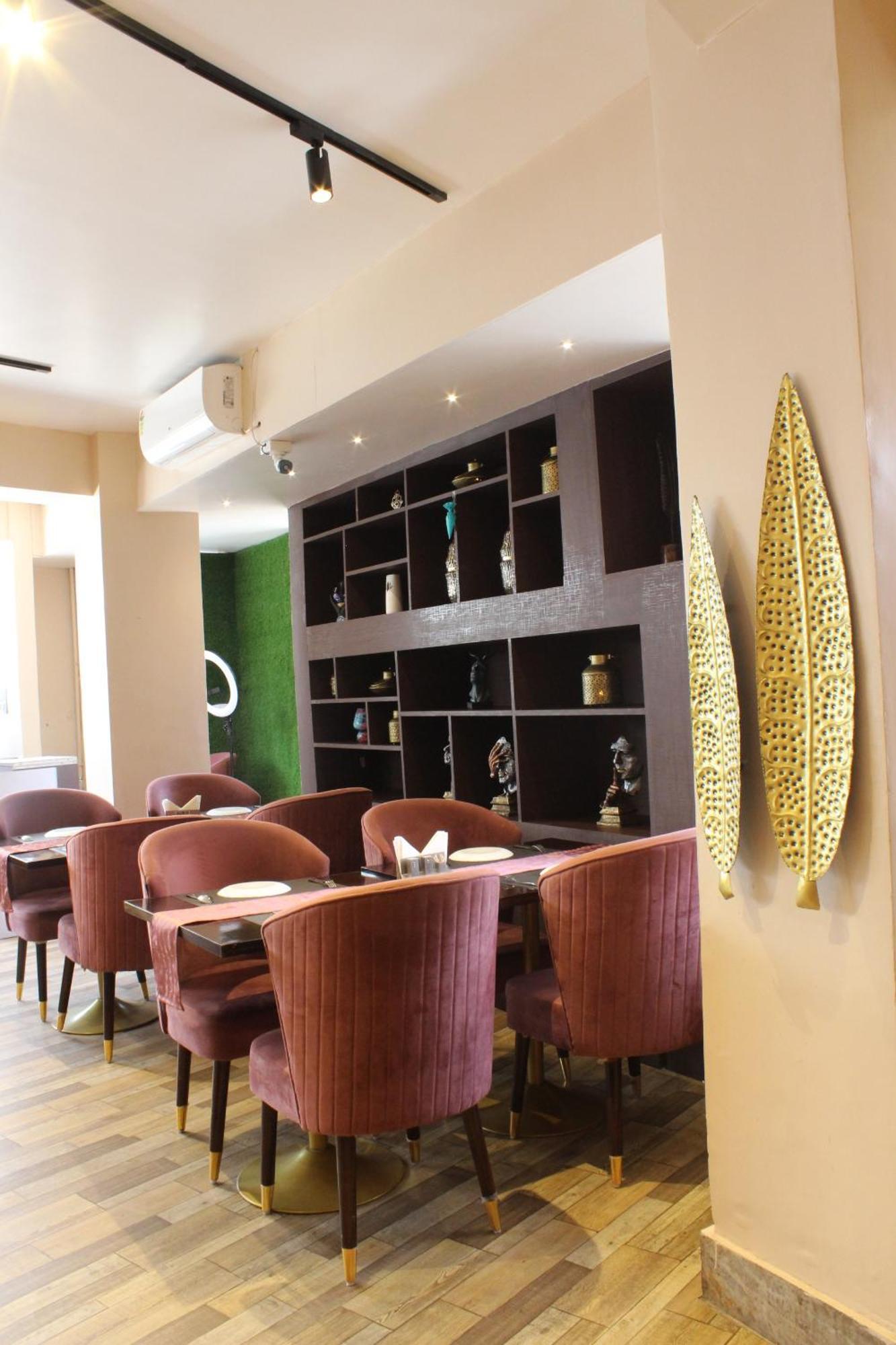 Hotel Cloud Social- Pure Veg Шиллонг Экстерьер фото